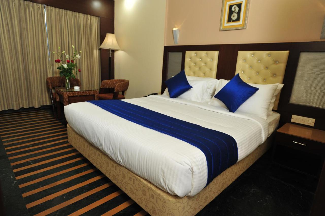 Hotel Dr Rajkumar International Bengalúr Exteriér fotografie